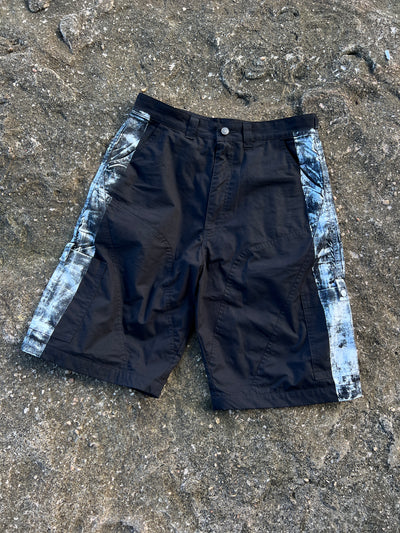 tek shorts white stripe