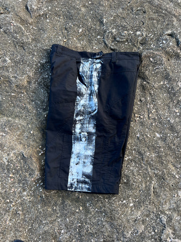 tek shorts white stripe